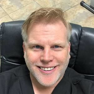 Meet your Posher, Ian